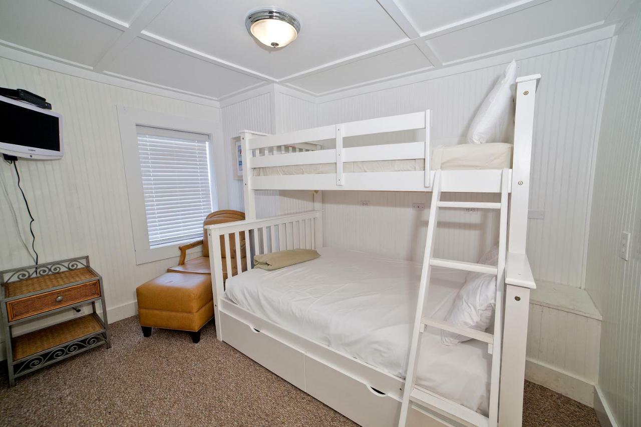 Georgianne Inn & Suites Check In 212 Butler Ave Tybee Island Kültér fotó